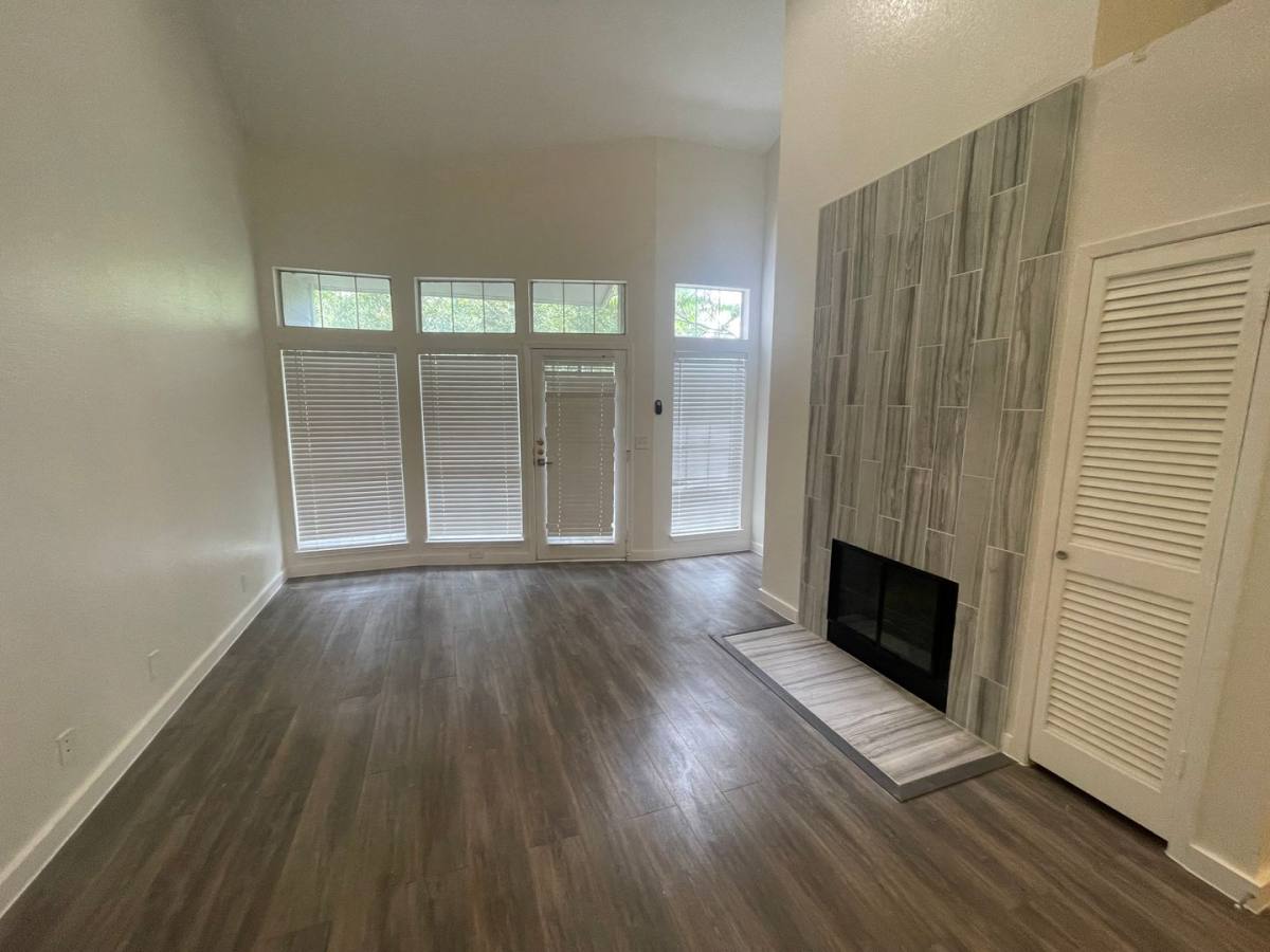 Condo for rent at 7474 Fair Oaks Ave, Dallas, TX 75231
