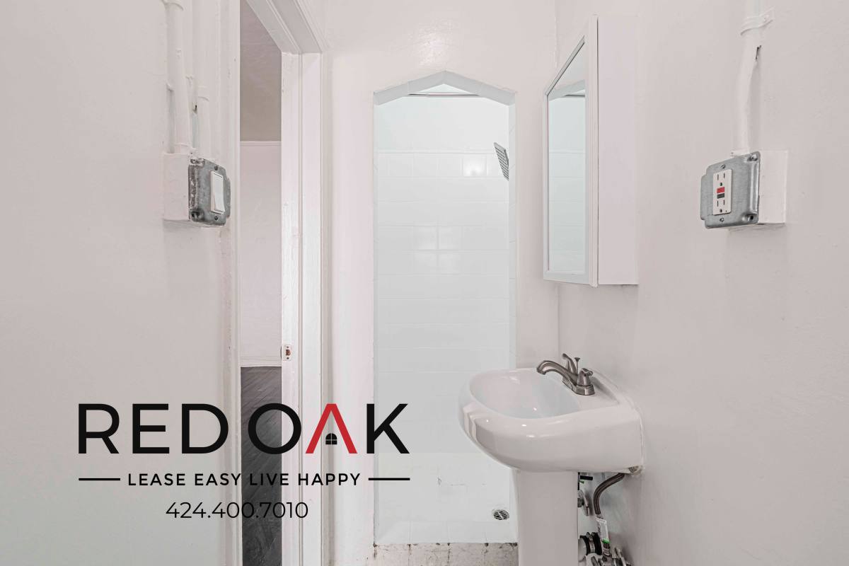 Condo for rent at 854 S Oxford Ave #509, Los Angeles, CA 90005