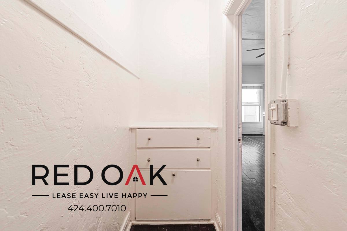 Condo for rent at 854 S Oxford Ave #509, Los Angeles, CA 90005
