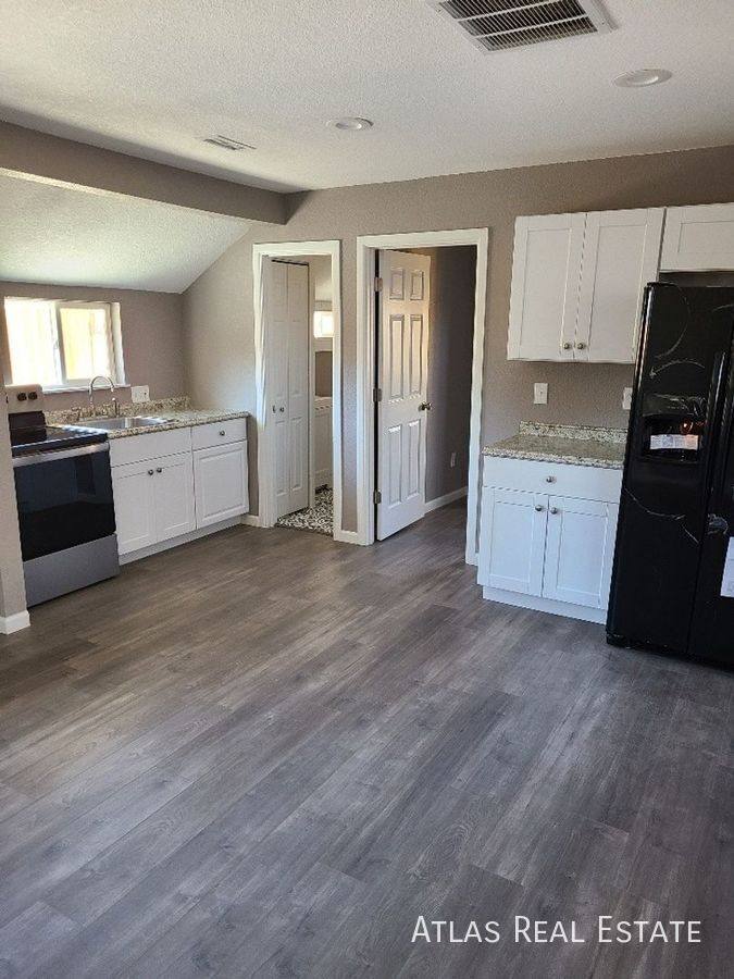 Apartment for rent at 26 W Rio Grande, Cottage, Colorado Springs, CO 80903