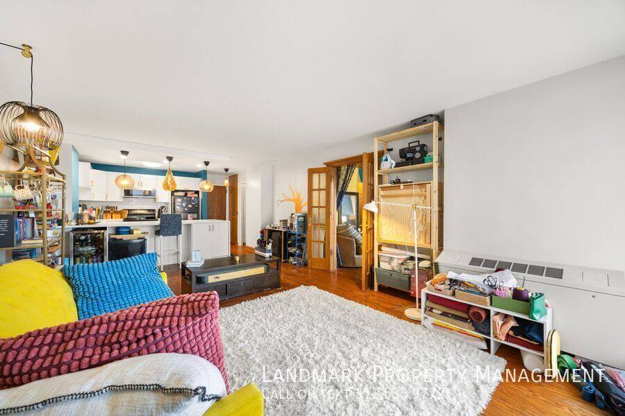 Apartment for rent at 5601 N Sheridan Rd #5B, Chicago, IL 60660