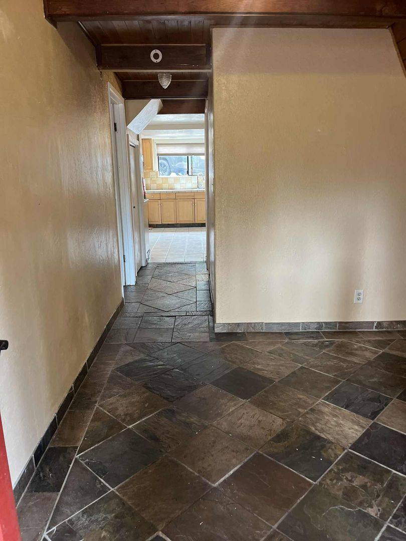 House for rent at 20150 Manzanita St, Twain Harte, CA 95383