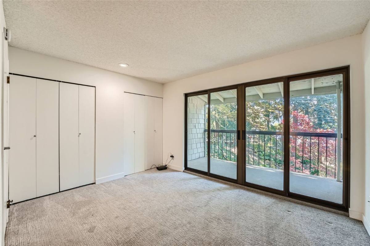 Townhouse for rent at 22717 Lakeview Dr #A2, Mountlake Terrace, WA 98043