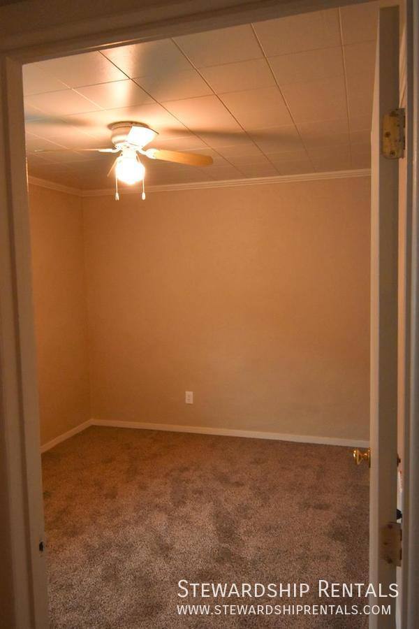 Apartment for rent at 48177 Lauren Dr #4, Oakridge, OR 97463