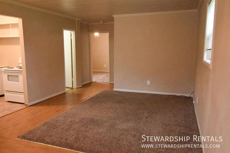 Apartment for rent at 48177 Lauren Dr #4, Oakridge, OR 97463