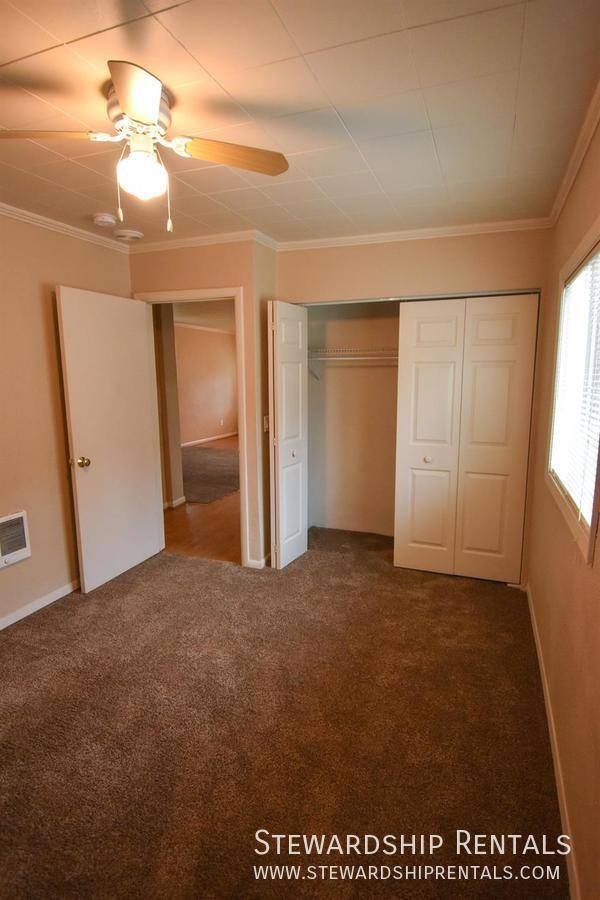 Apartment for rent at 48177 Lauren Dr #4, Oakridge, OR 97463