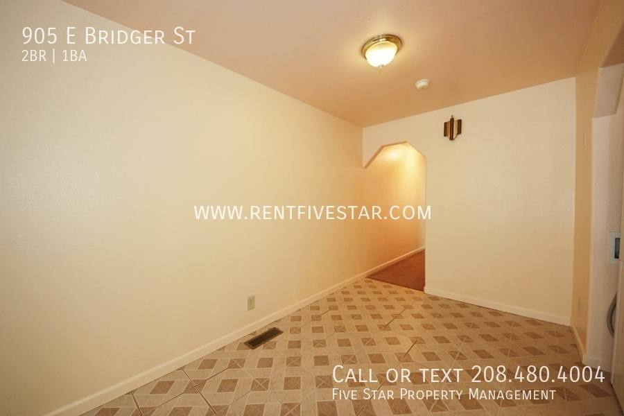 Apartment for rent at 905 E Bridger St, Pocatello, ID 83201