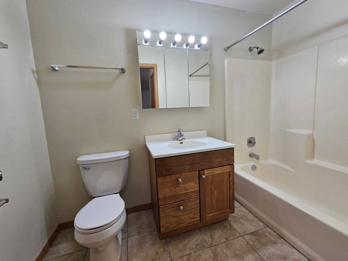 Apartment for rent at 408, 416, 510 Quincy St, Onalaska, WI 54650
