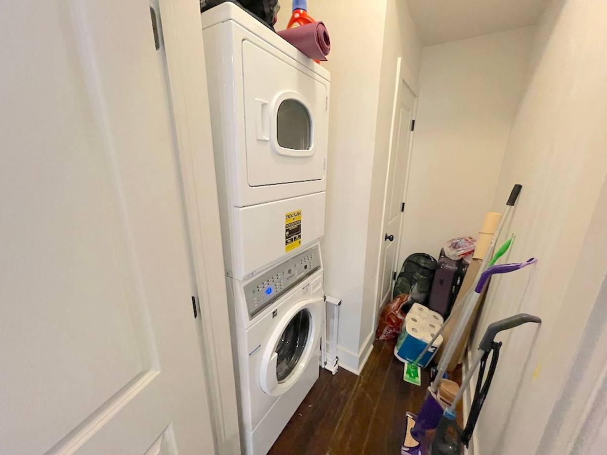 Apartment for rent at 612 E Henry St, Savannah, GA 31401