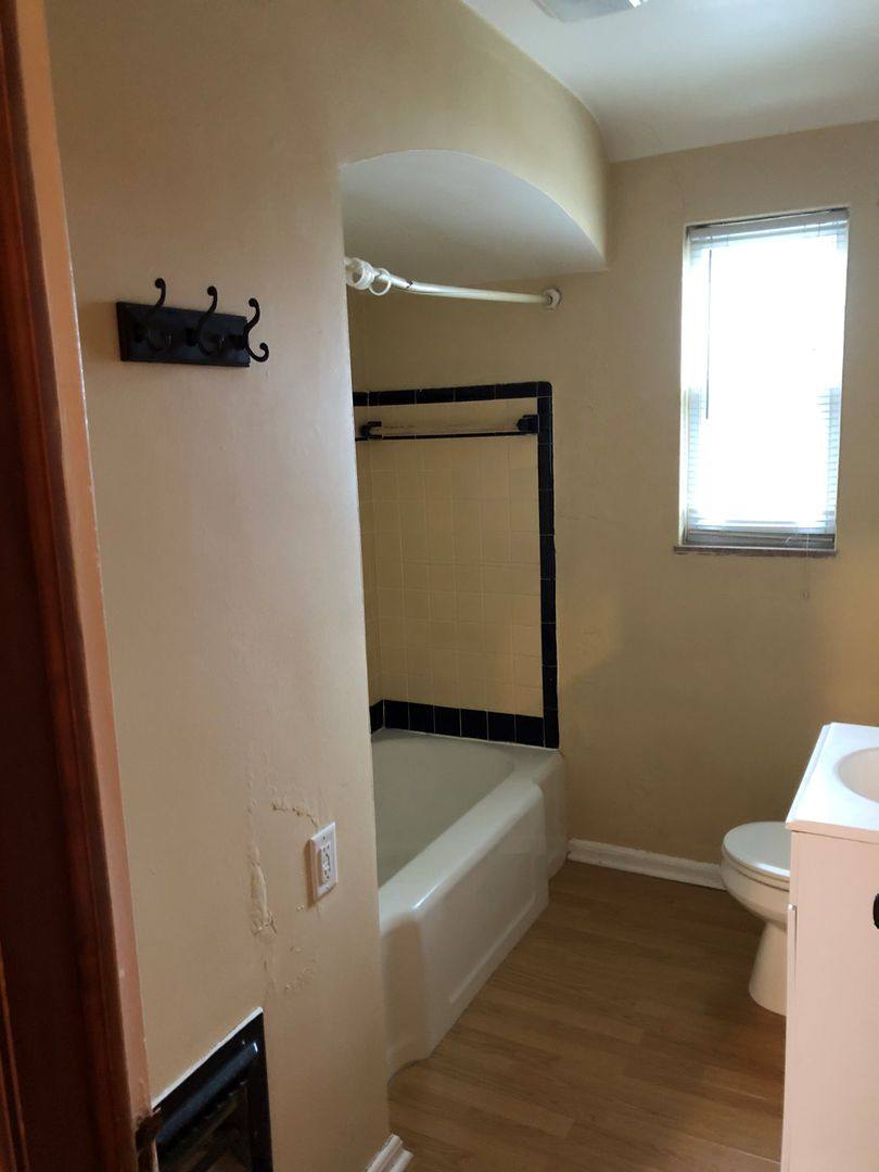 Apartment for rent at 1748 NW Blvd, Columbus, OH 43212