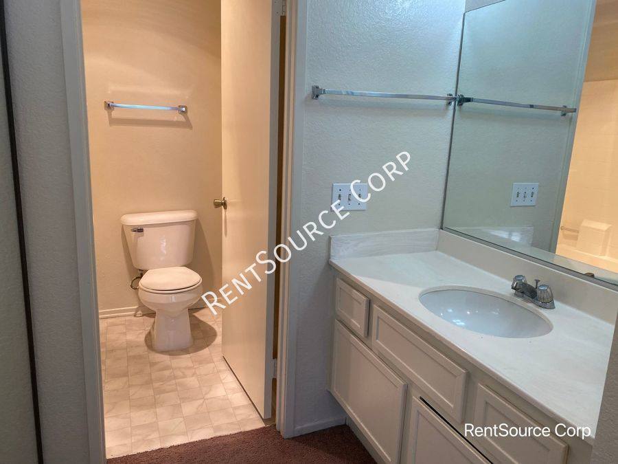 Condo for rent at 2554 Olive Dr #18, Palmdale, CA 93550