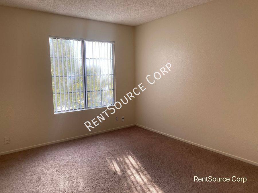 Condo for rent at 2554 Olive Dr #18, Palmdale, CA 93550