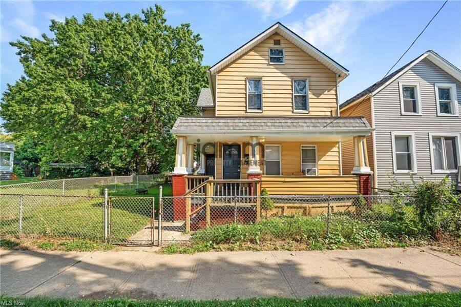 Apartment for rent at 5816 Madison Ave, Cleveland, OH 44102