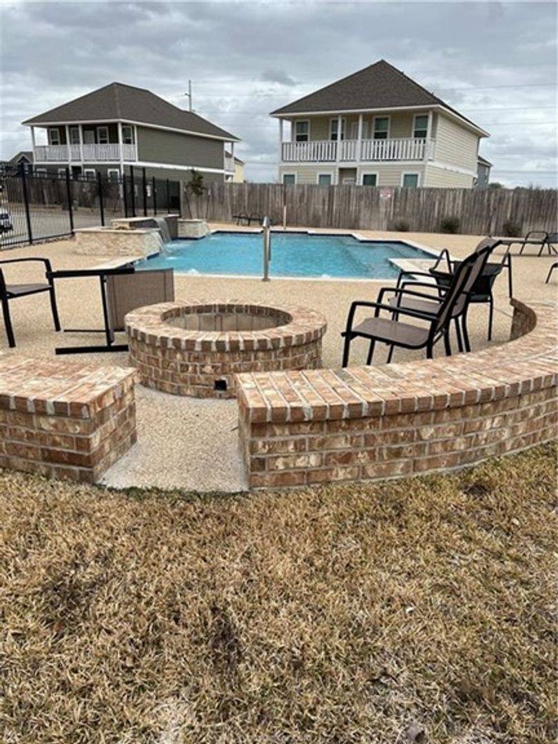 Apartment for rent at 2498 Horse Shoe Dr, College Station, TX 77845