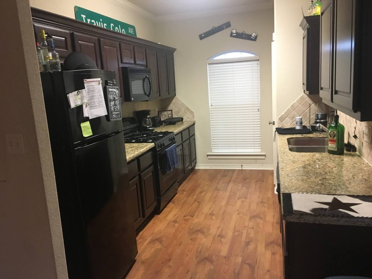 Apartment for rent at 2498 Horse Shoe Dr, College Station, TX 77845