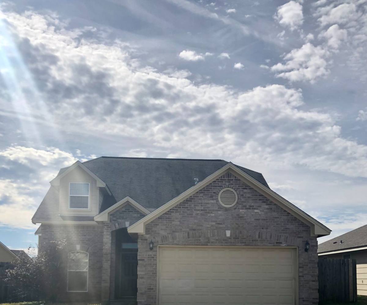 Apartment for rent at 2498 Horse Shoe Dr, College Station, TX 77845