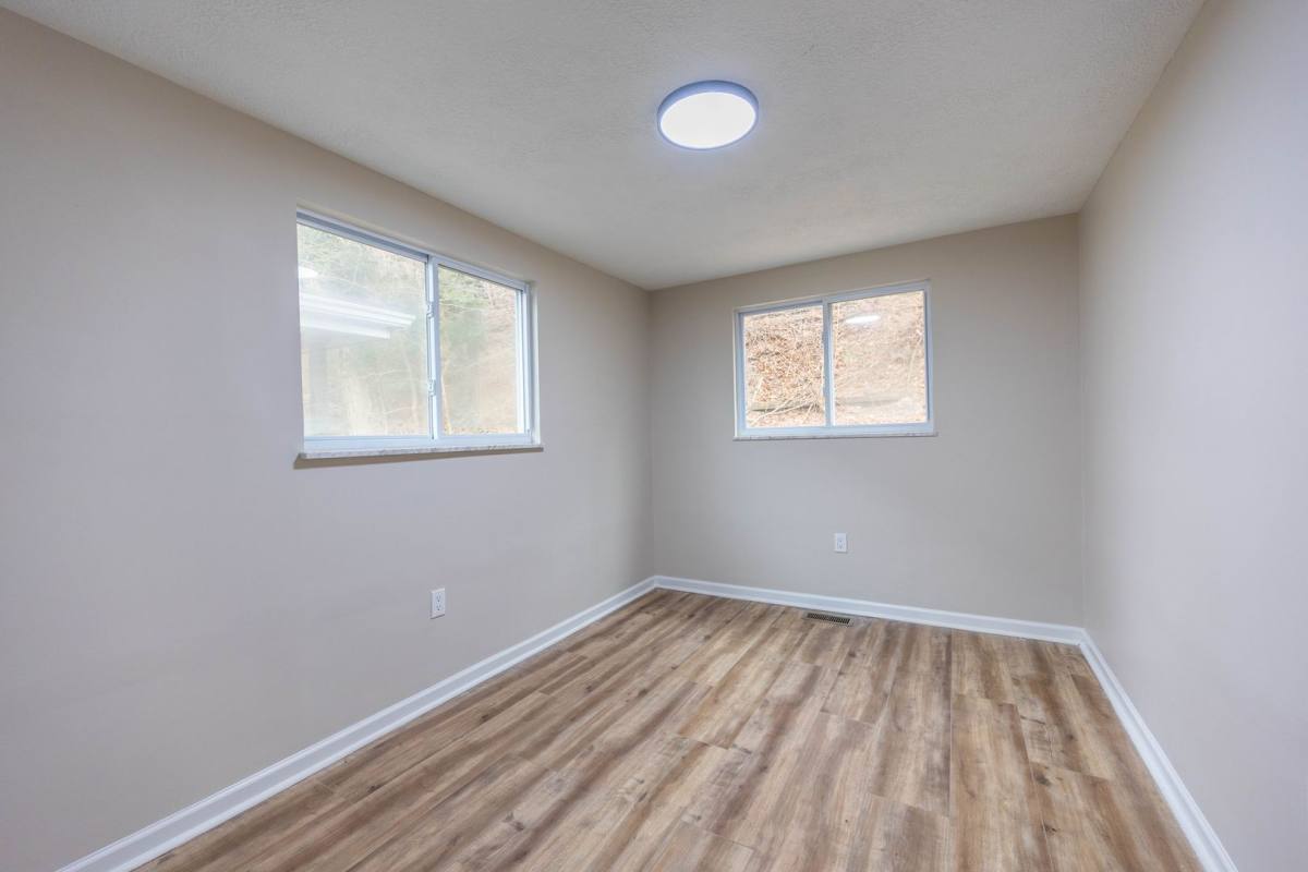 House for rent at 106 Blythe Rd, Morgan, PA 15064