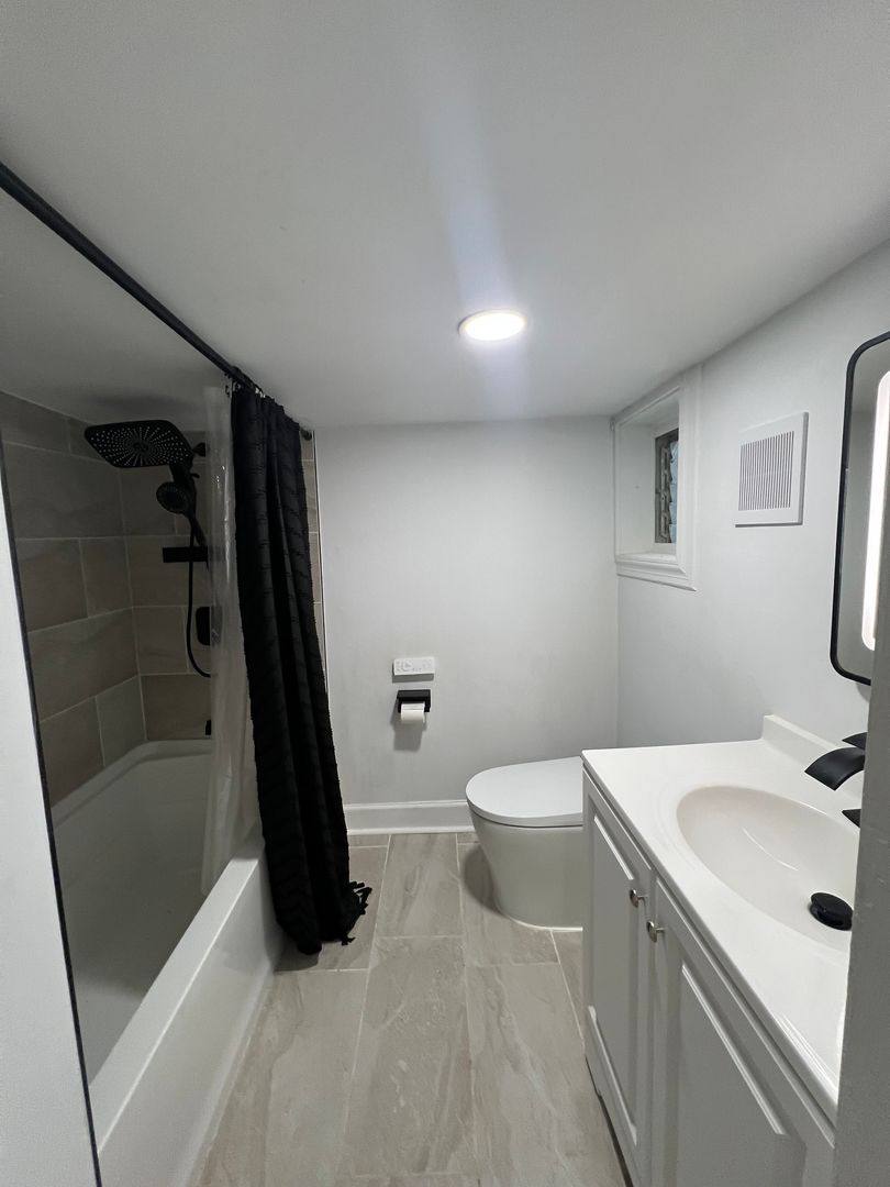 Apartment for rent at 4321 Sheldon Ave, Baltimore, MD 21206