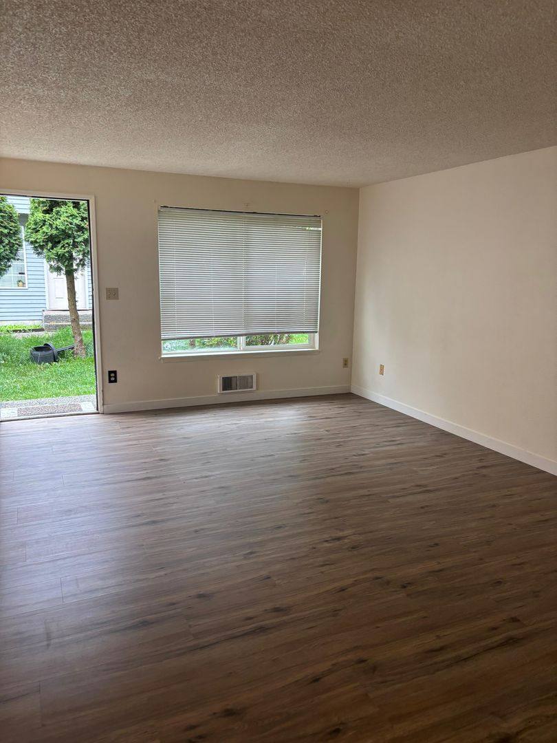 Apartment for rent at 6008 202nd St SW, Lynnwood, WA 98036