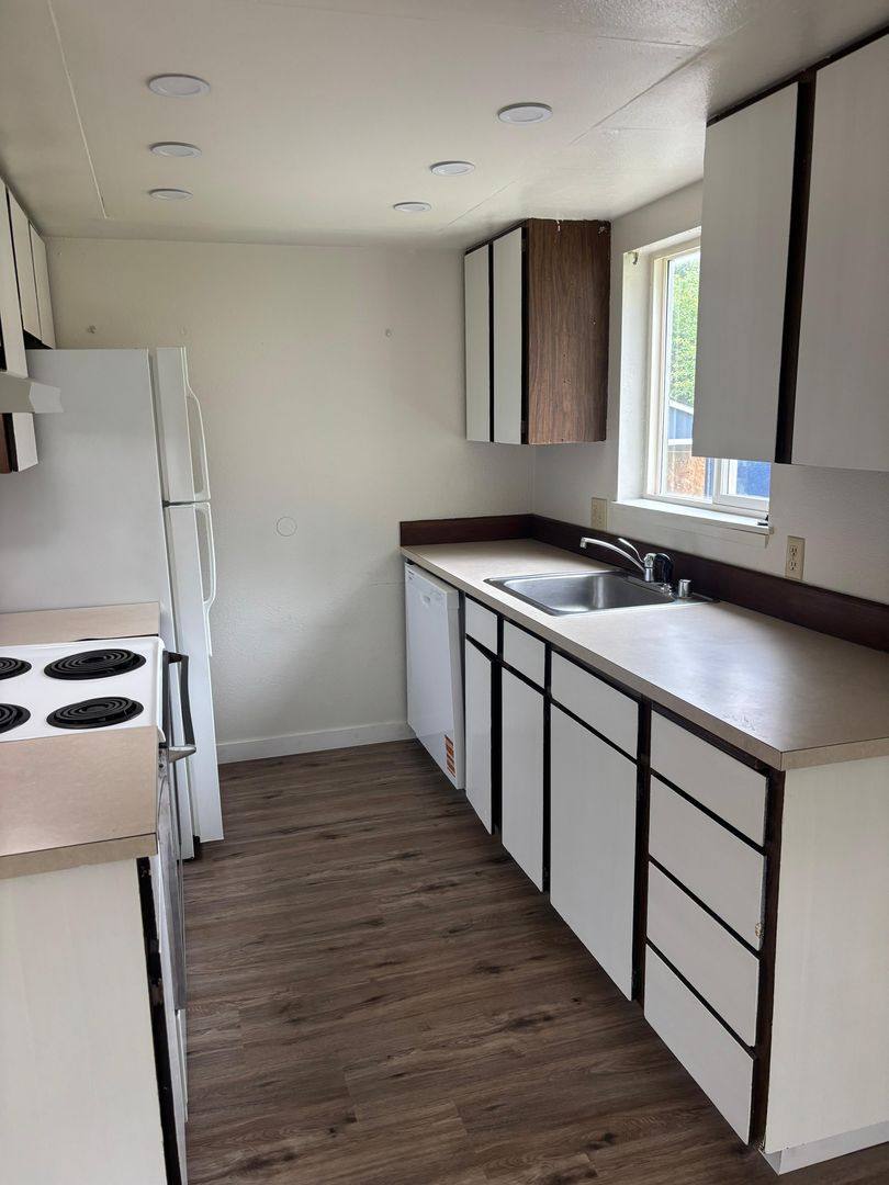 Apartment for rent at 6008 202nd St SW, Lynnwood, WA 98036