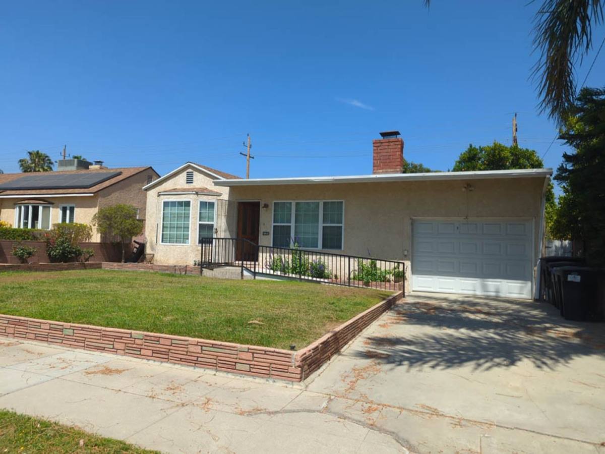 Apartment for rent at 1104 N Frederic St, Burbank, CA 91505