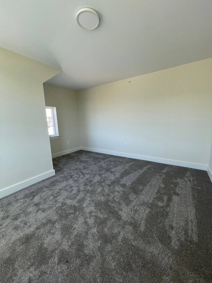 Apartment for rent at 8 Main St, Berwick, ME 03901