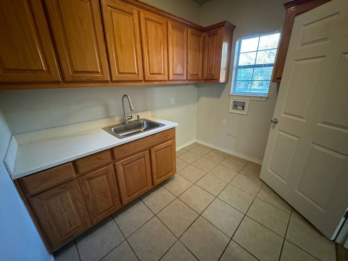 House for rent at 102 Pecan Ridge, Mount Vernon, TX 75457