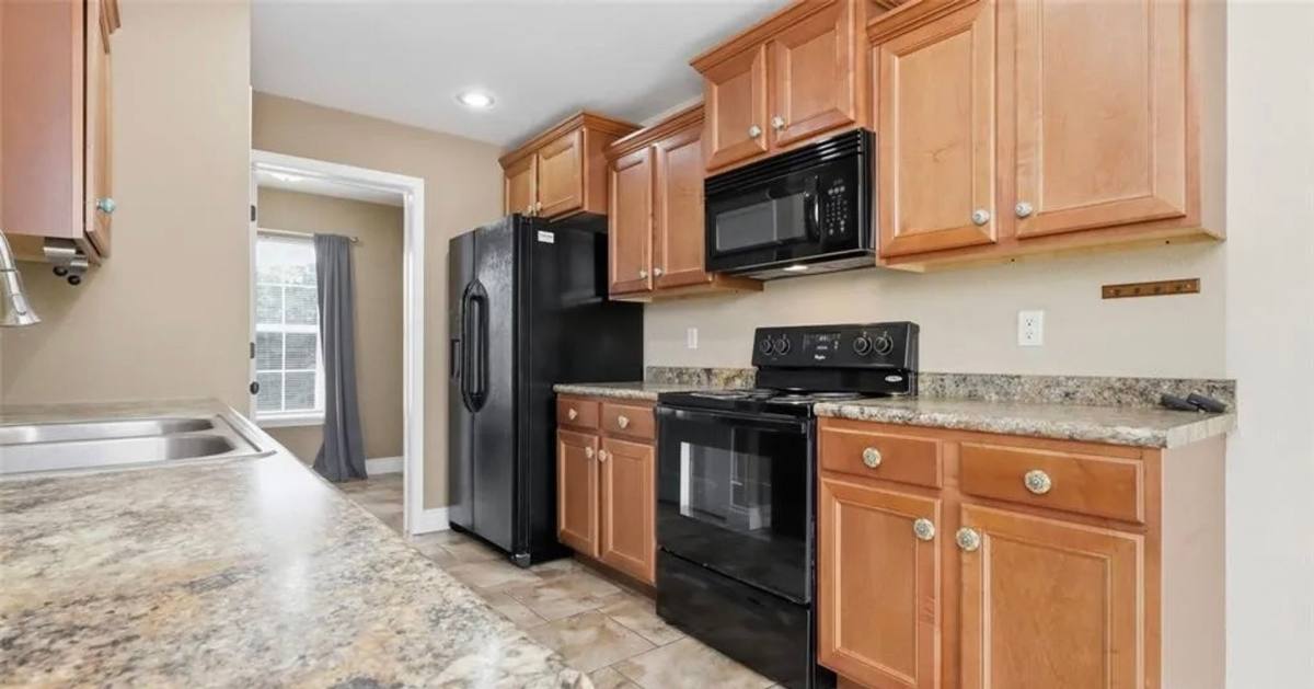 House for rent at 16185 Hershey, Saint Robert, MO 65584