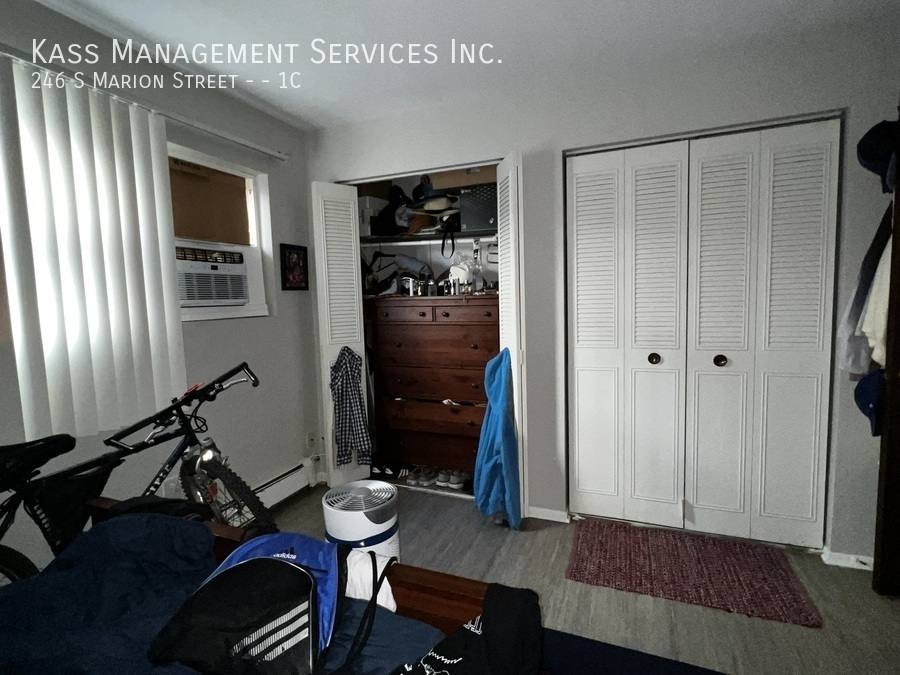 Apartment for rent at 246 S Marion St #1C, Oak Park, IL 60302