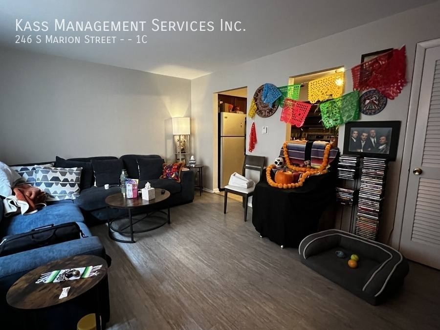 Apartment for rent at 246 S Marion St #1C, Oak Park, IL 60302