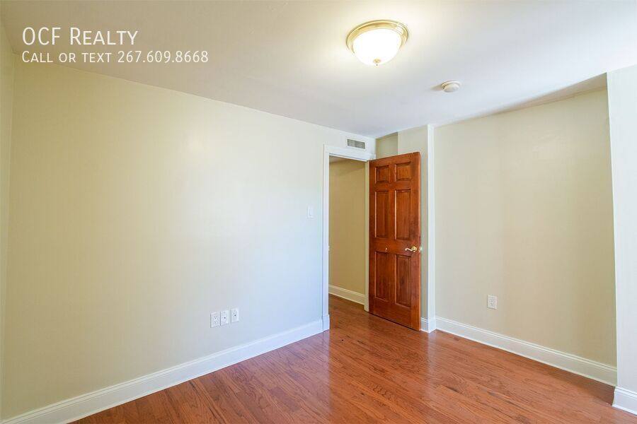 Apartment for rent at 1124 E Passyunk Ave #6, Philadelphia, PA 19147