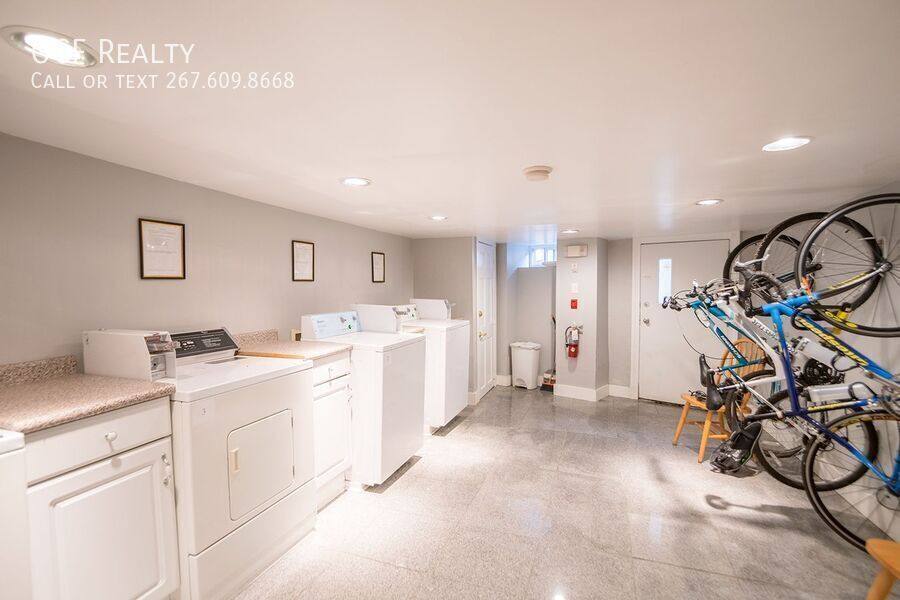 Apartment for rent at 1124 E Passyunk Ave #6, Philadelphia, PA 19147