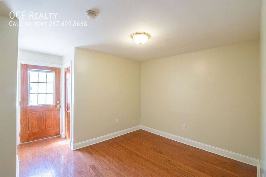 Apartment for rent at 1124 E Passyunk Ave #6, Philadelphia, PA 19147