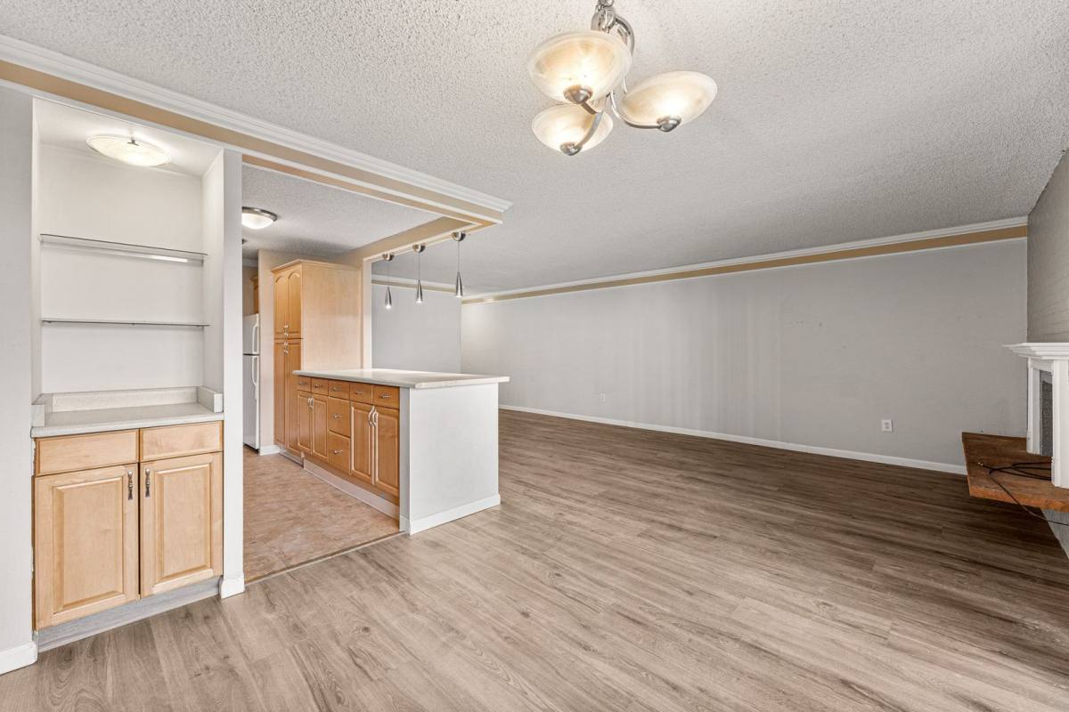Condo for rent at 2 Adams St, Denver, CO 80206