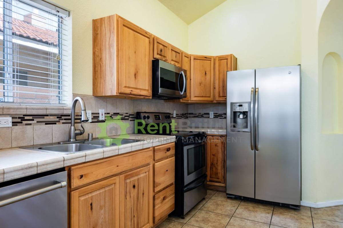 House for rent at 4119 Rancho Largo Rd NW, Albuquerque, NM 87120