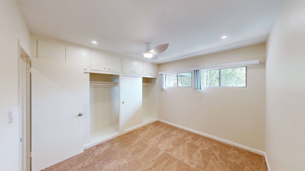 Apartment for rent at 725 E Foothill Blvd, Monrovia, CA 91016