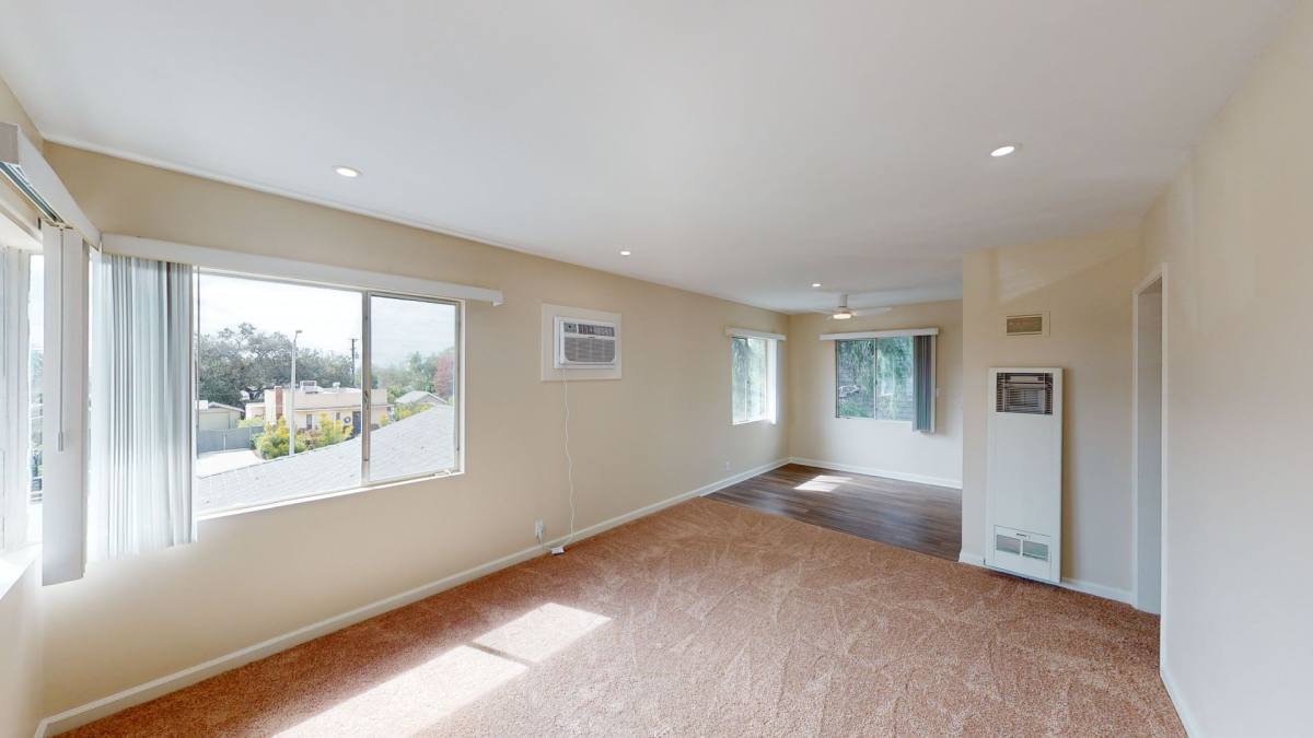 Apartment for rent at 725 E Foothill Blvd, Monrovia, CA 91016