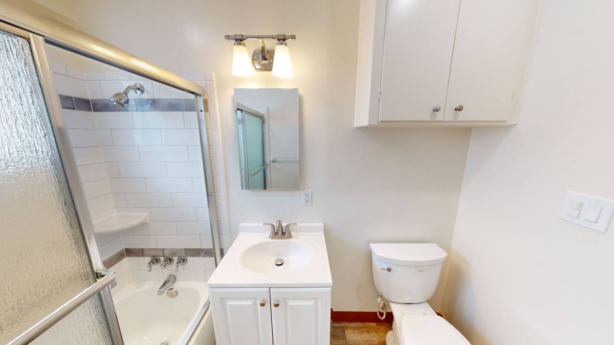 Apartment for rent at 725 E Foothill Blvd, Monrovia, CA 91016