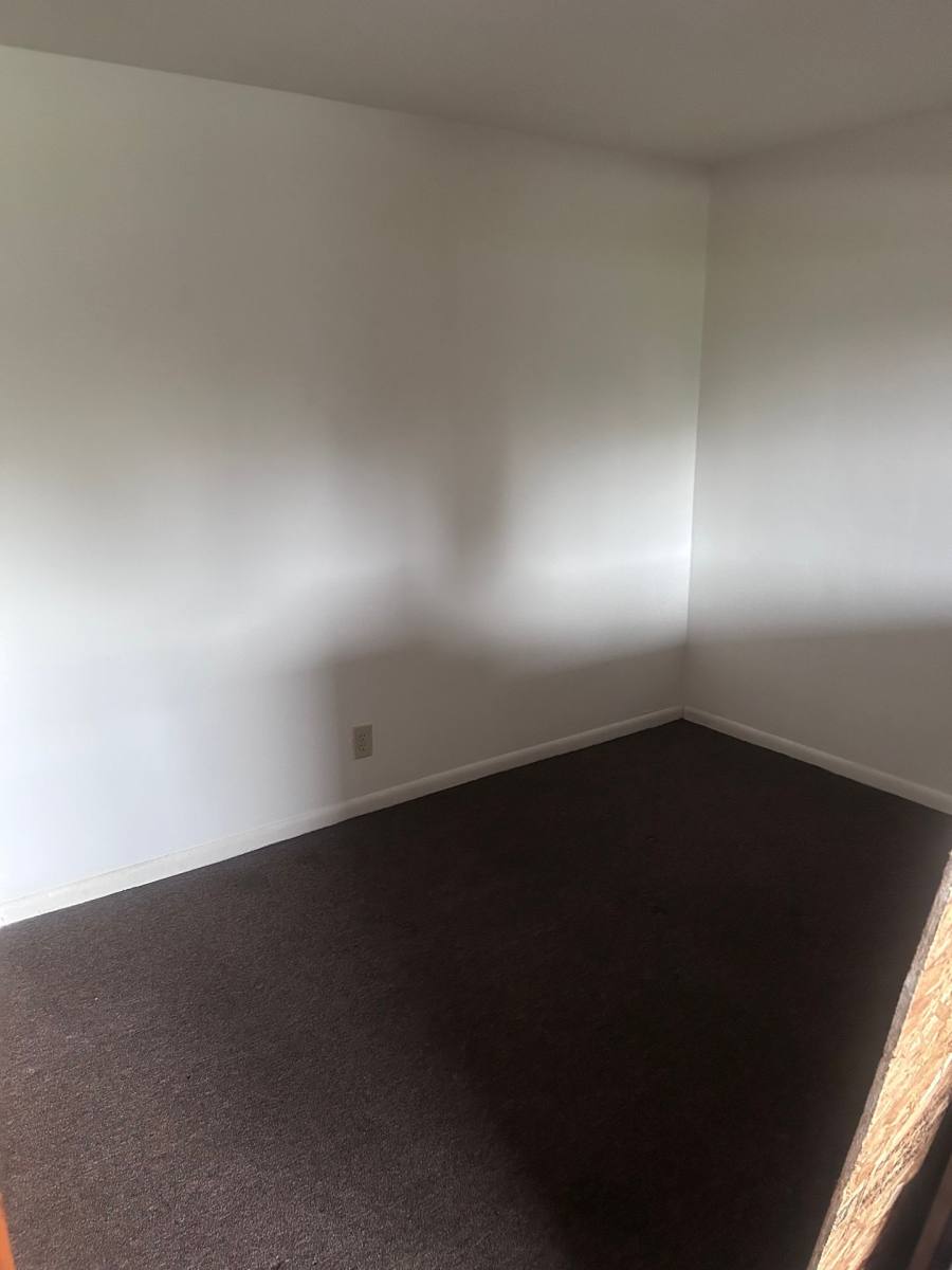 Apartment for rent at 3920 N 6th St, Milwaukee, WI 53212