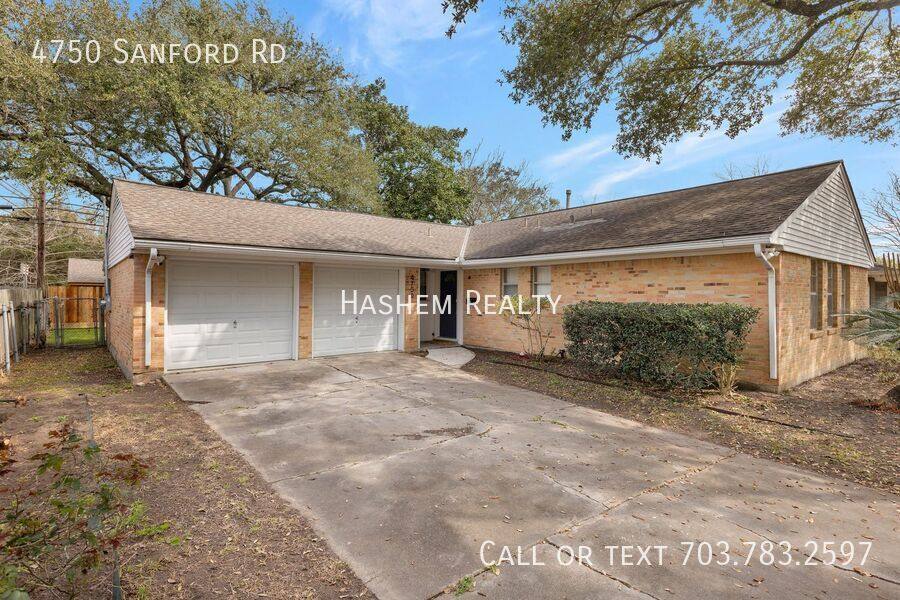 House for rent at 4750 Sanford Rd, Houston, TX 77035