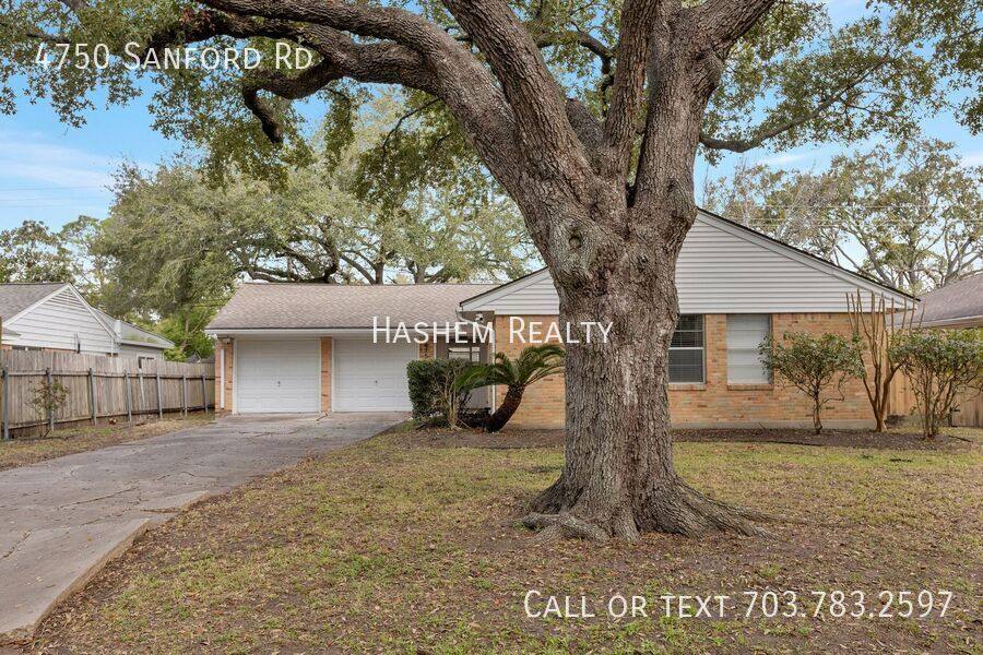 House for rent at 4750 Sanford Rd, Houston, TX 77035