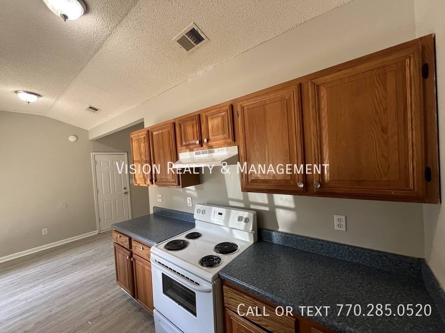 House for rent at 32 Doris Mill Rd, Carrollton, GA 30116