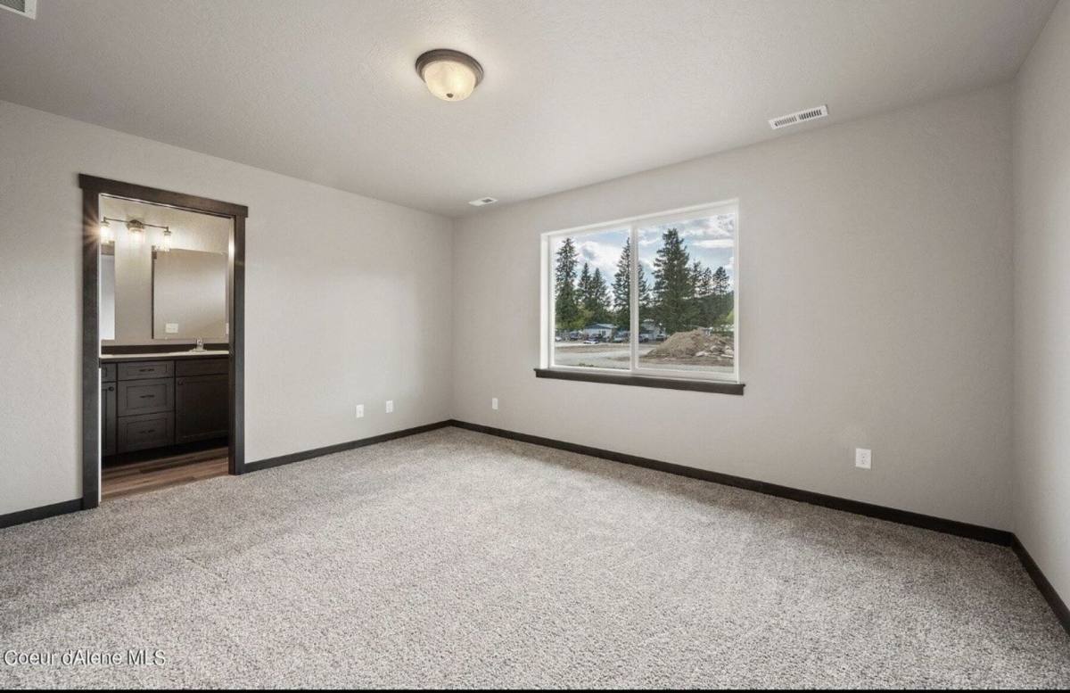 House for rent at 31815 N 9th Ave, Spirit Lake, ID 83869