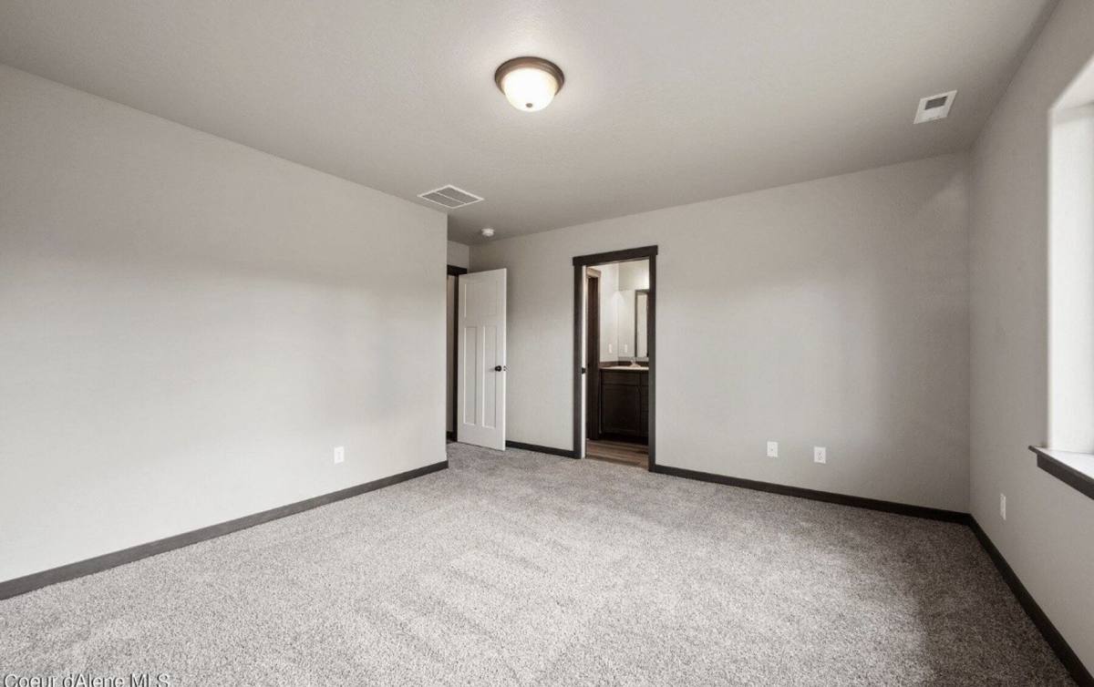 House for rent at 31815 N 9th Ave, Spirit Lake, ID 83869