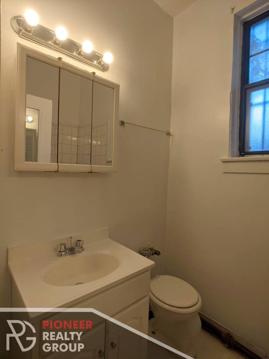 Apartment for rent at 4829 N Damen, Chicago, IL 60625