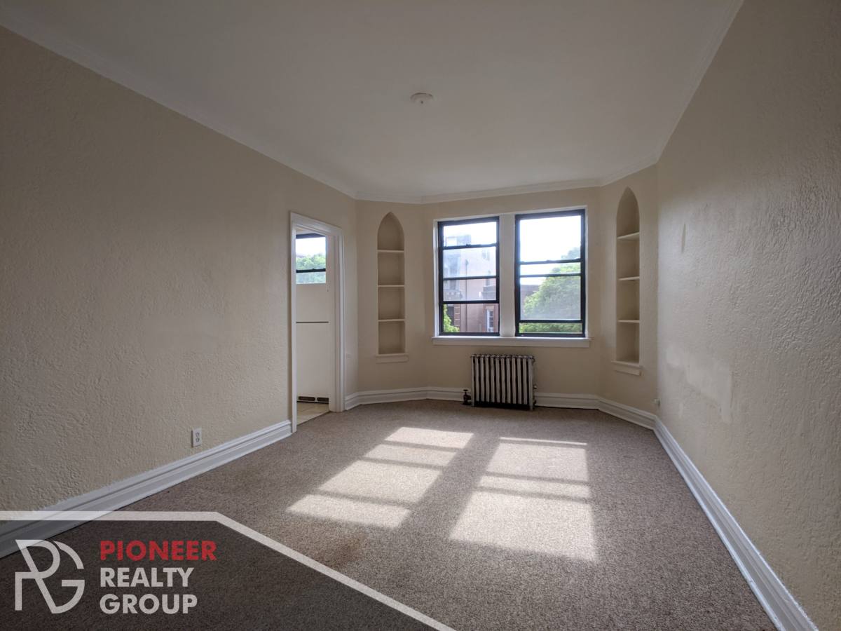 Apartment for rent at 4829 N Damen, Chicago, IL 60625