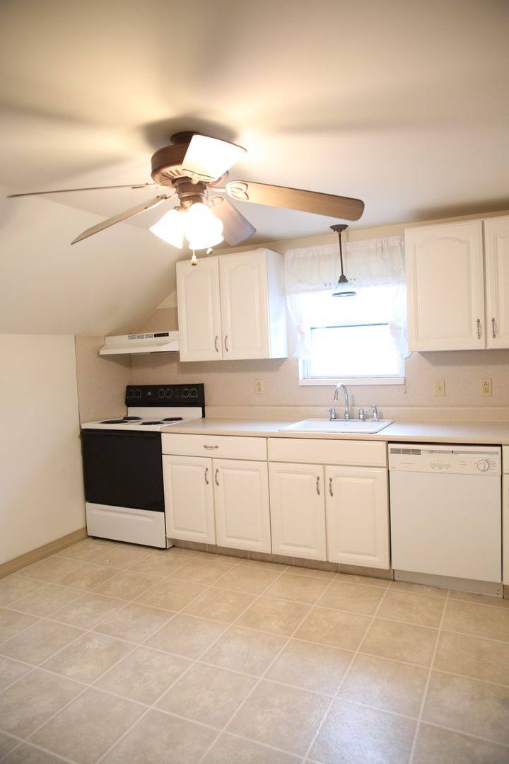 Apartment for rent at 1234 Main St, Scranton, PA 18512