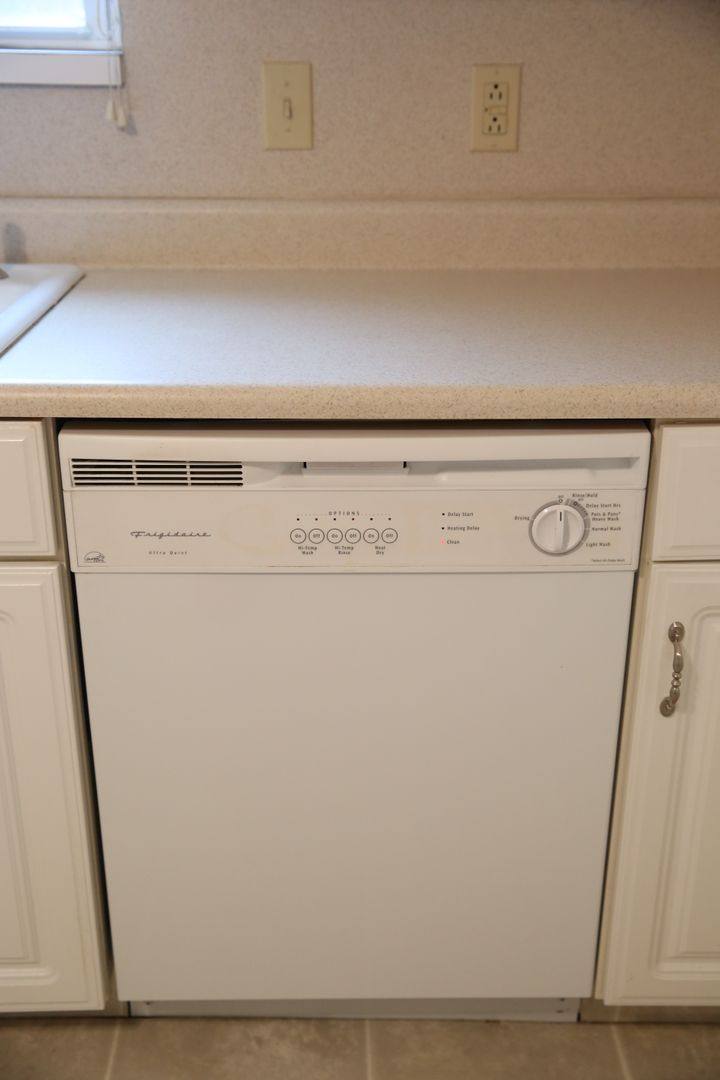 Apartment for rent at 1234 Main St, Scranton, PA 18512