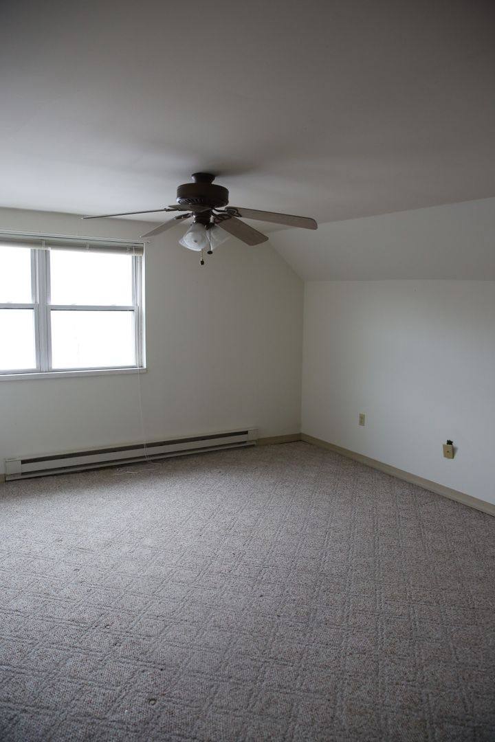 Apartment for rent at 1234 Main St, Scranton, PA 18512