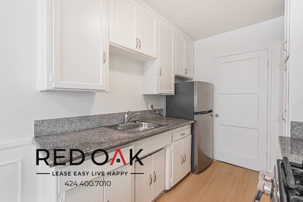 Condo for rent at 1030 Menlo Ave #7, Los Angeles, CA 90006